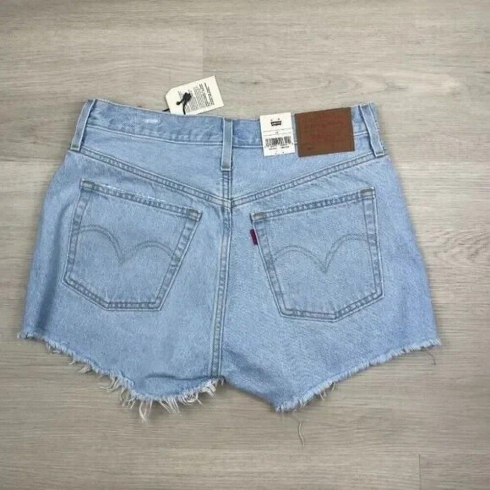 Levis 501 High Rise Shorts Womens 28 Light Was Cut Off Denim Cotton 563270231 - Picture 2 of 3